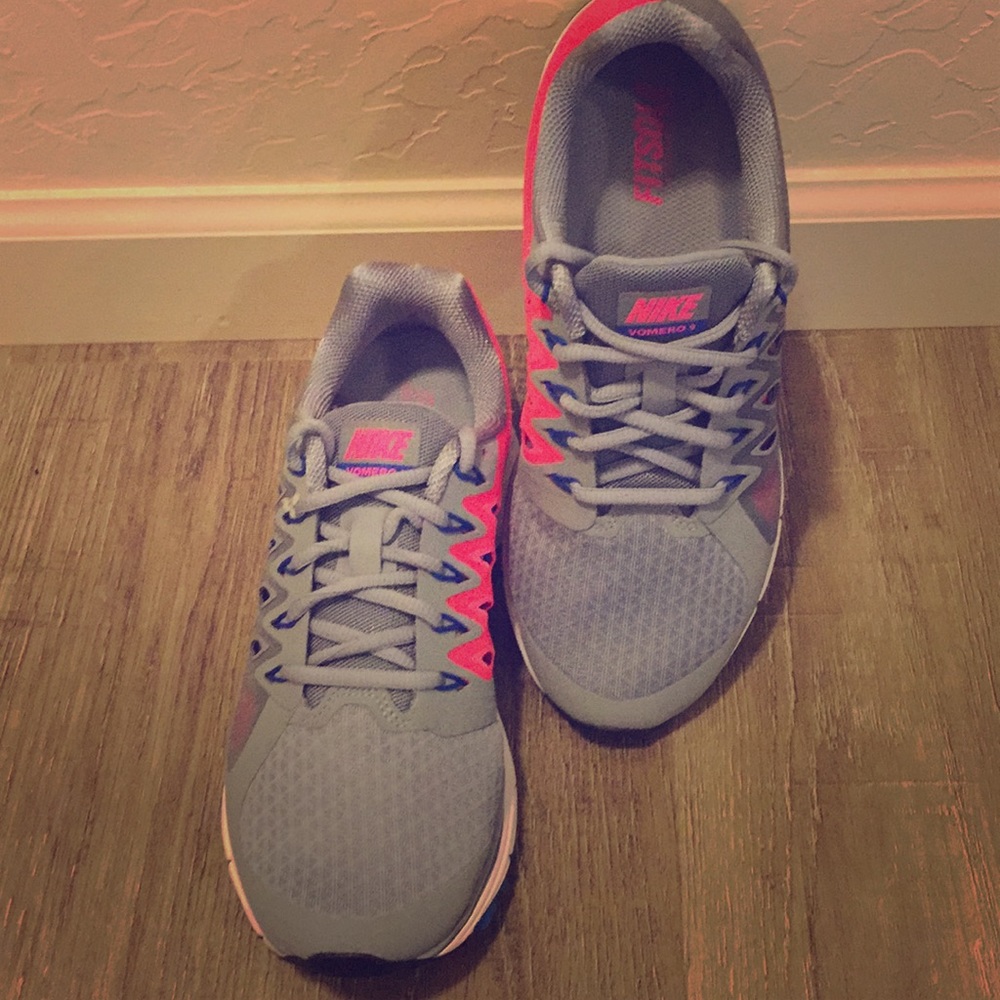 Nike Vomero 9 NWOB
